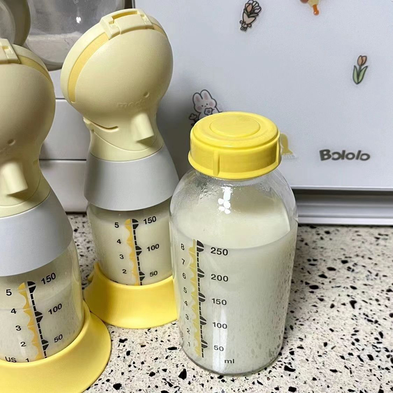 Bộ 2 Bình Sữa 8oz / 250ml Chất Lượng Cao