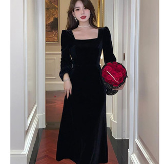 Váy nhung đen dành cho nữ xuân thu dài tay eo cổ điển cổ vuông phong cách Hepburn váy đen nhỏ chữ a váy nhỏ