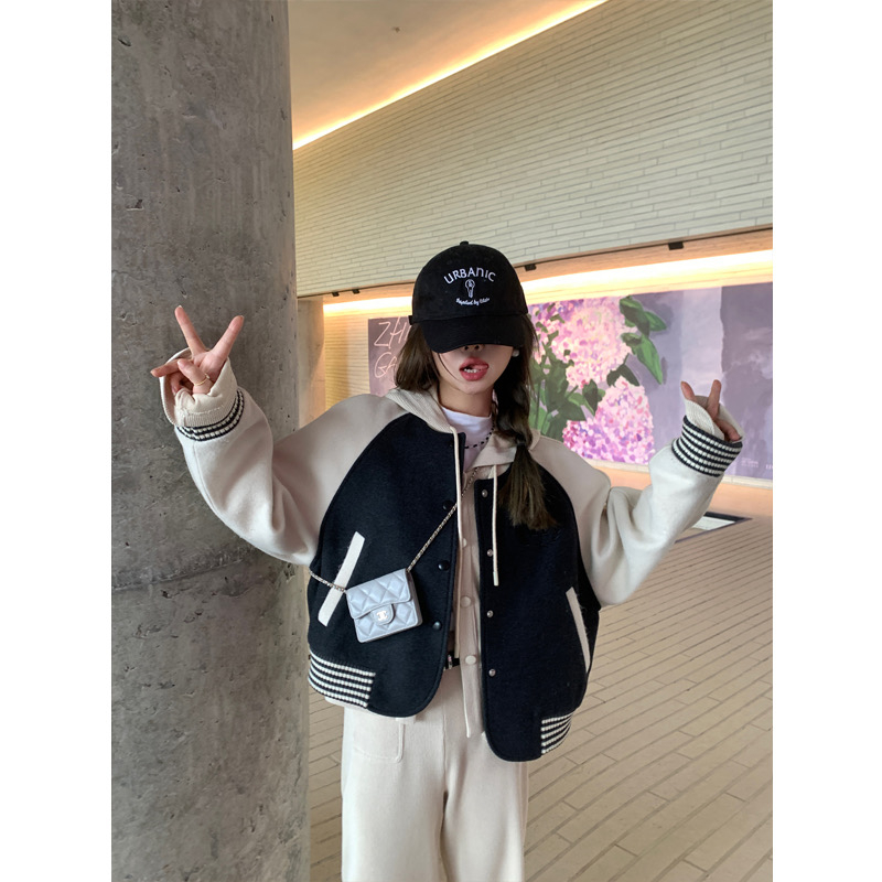 Áo Khoác Bóng Chày Nữ Dáng Rộng Có Thêu Chữ Thời Trang Cá Tính