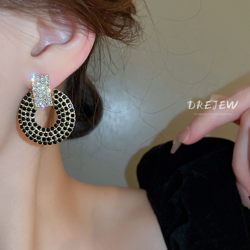 Bông Tai Mạ Bạc 925 Hình Tròn Đính Kim Cương Sang Trọng Không Gây Dị Ứng