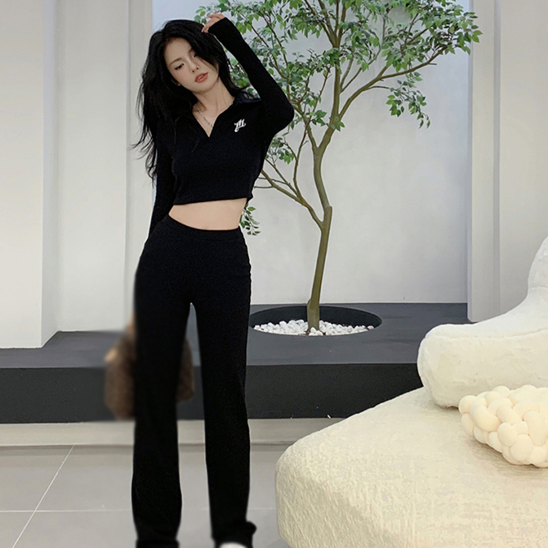 Áo Croptop Tay Dài Màu Sắc Đơn Giản Cho Nữ