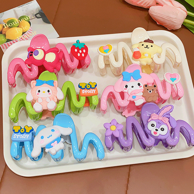 Miumiua🔮2023 SANRIO Phim Hoạt hình gấu dâu lấy kẹp sóng cá mập kẹp mũ cài tóc
