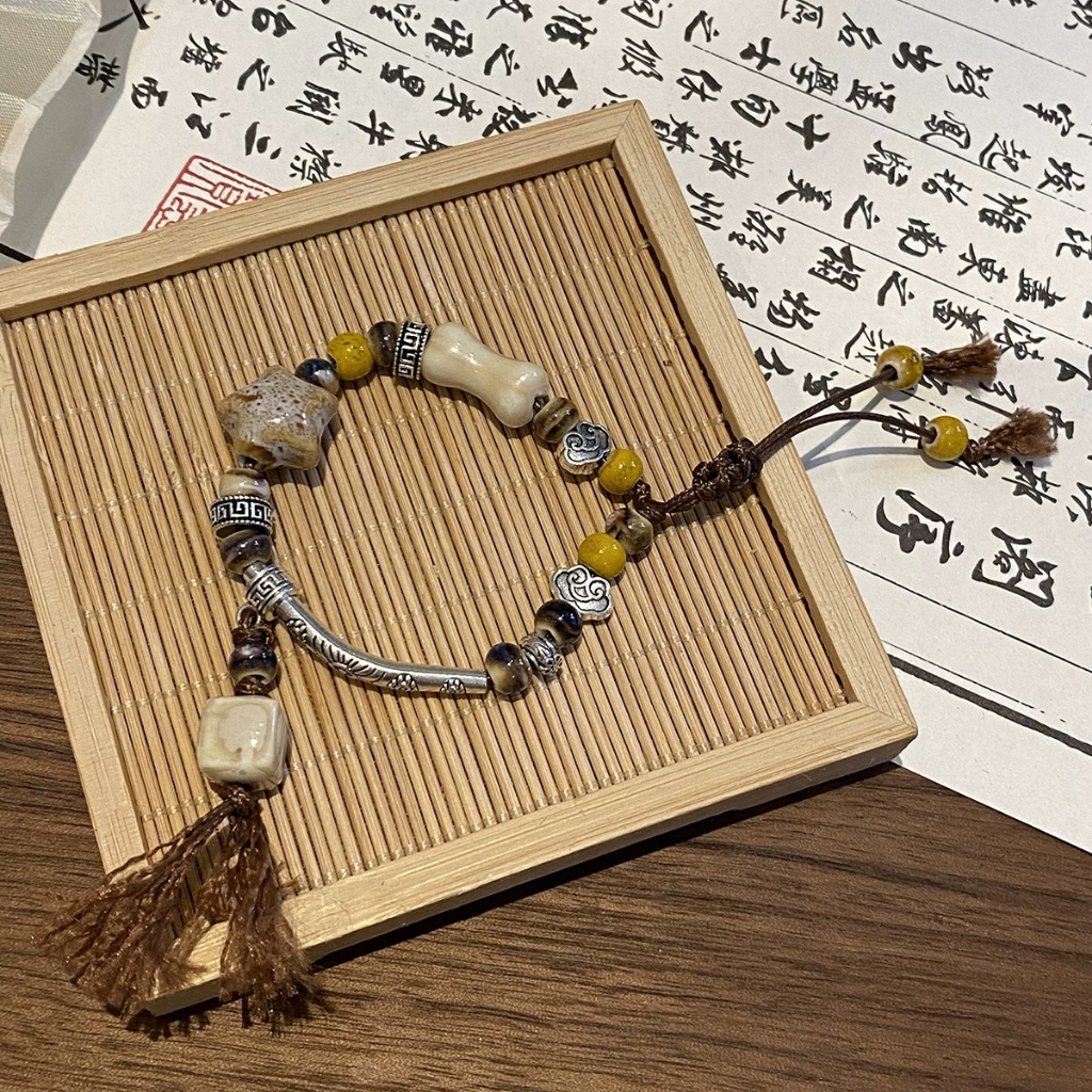 Vòng Tay Chuỗi Hạt Phối Mặt Hình Khối Ngôi Sao Và Xương Tua Rua Phong Cách Trung Hoa Cổ Điển