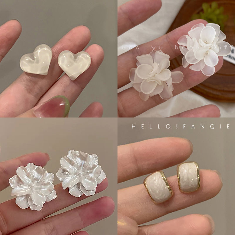 Bông Tai Bạc Hình Hoa Đơn Giản Tươi Mới Dễ Phối Đồ Cho Nữ