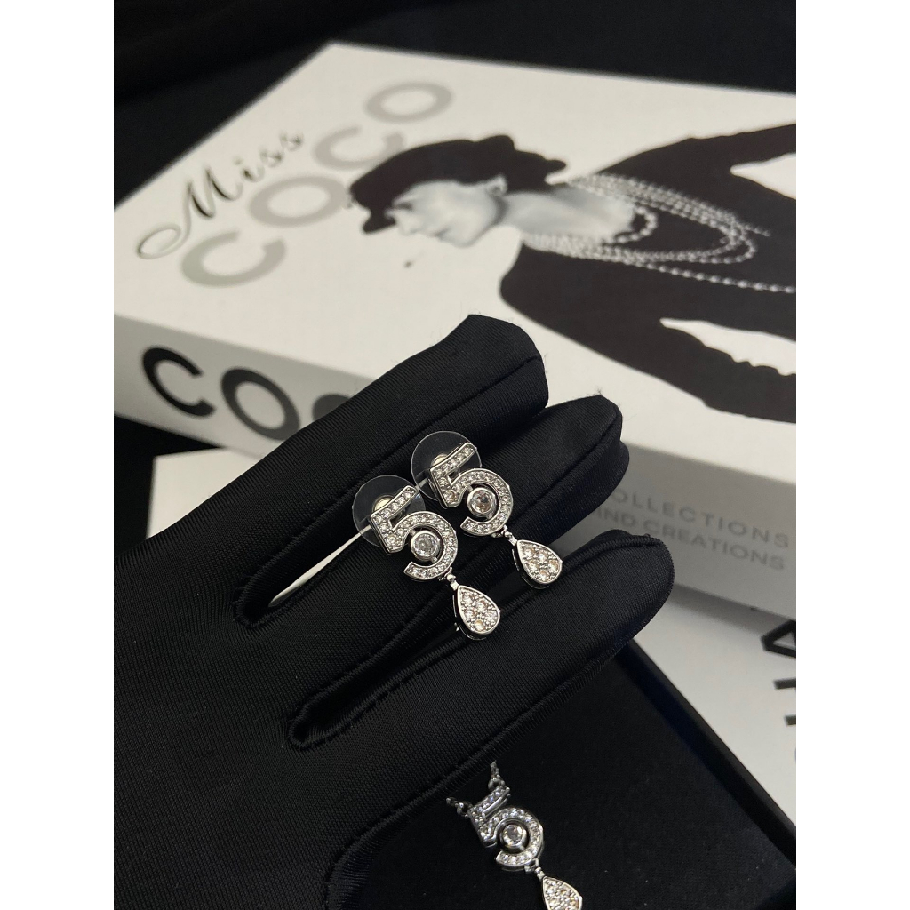 Mới Set Dây Chuyền Và Đôi Khuyên Tai Số 5 Bằng Thép Titan Thời Trang Dành Cho Nữ