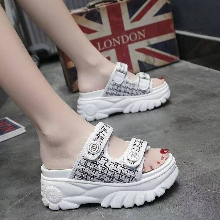 Dép sandal đế dày dép lê tăng chiều cao đế dày bánh xốp thường ngày phong cách Hàn Quốc