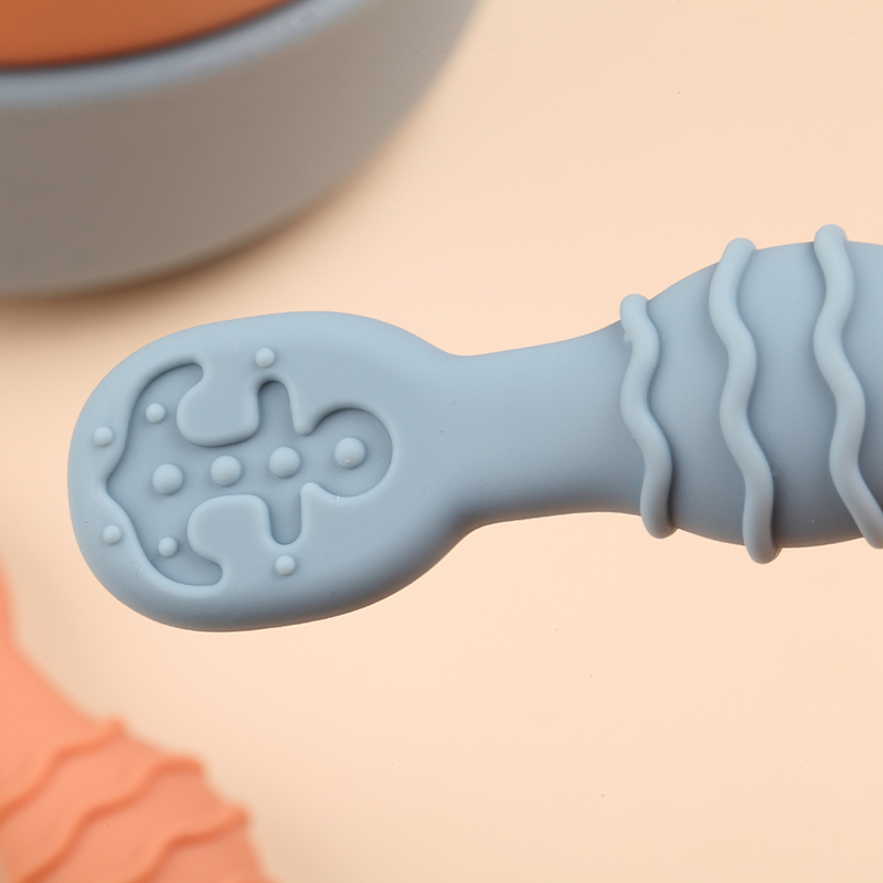 Muỗng Tập Ăn mini Bằng silicone Không bpa An Toàn Thực Phẩm Cho Bé