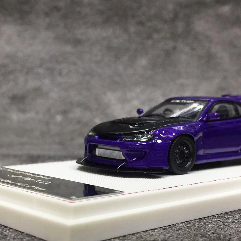 Mô Hình Xe Hơi nissan silvia s15 Bằng Hợp Kim Tỉ Lệ 1: 64