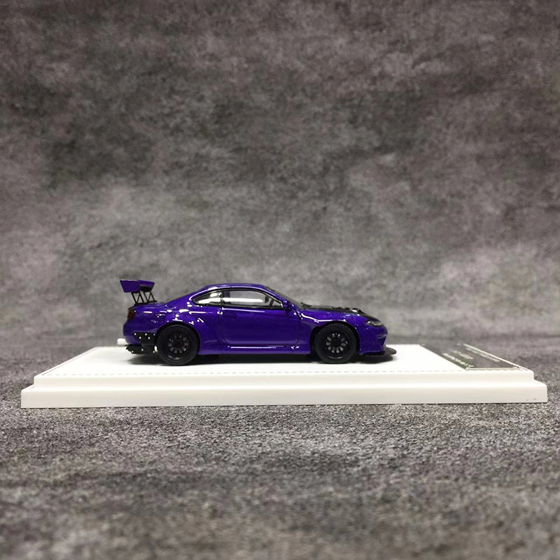 Mô Hình Xe Hơi nissan silvia s15 Bằng Hợp Kim Tỉ Lệ 1: 64
