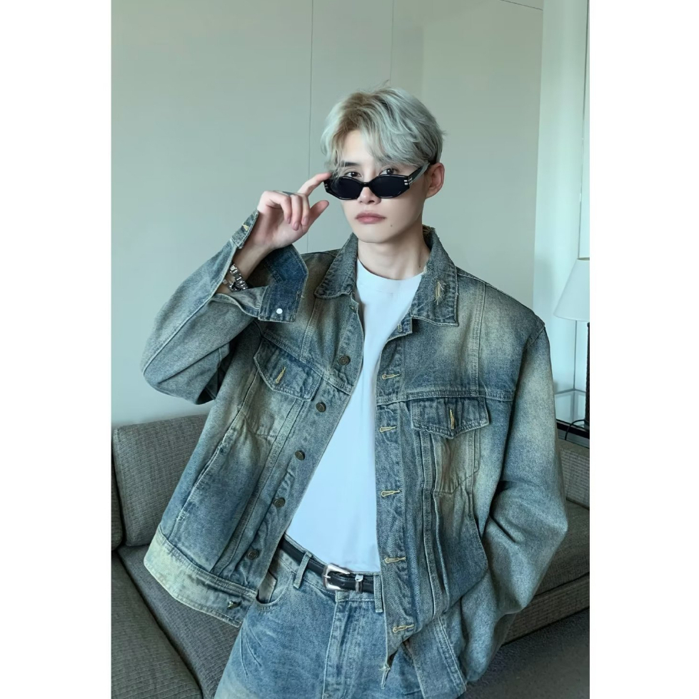 2023 New Áo khoác jean nam màu bò xanh cào xước phong cách cổ điển sành điệu áo khoác tay dài dáng rộng thoải màu sắc đơn giản thoải mái