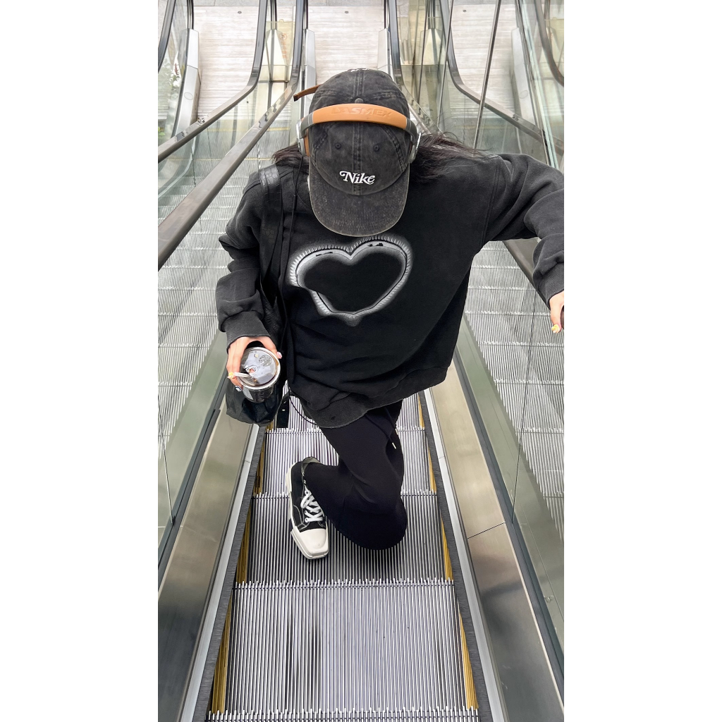 Áo Thun Nỉ Cổ Tròn In Hình Trái Tim Phong Cách Mới Mùa Thu 2023