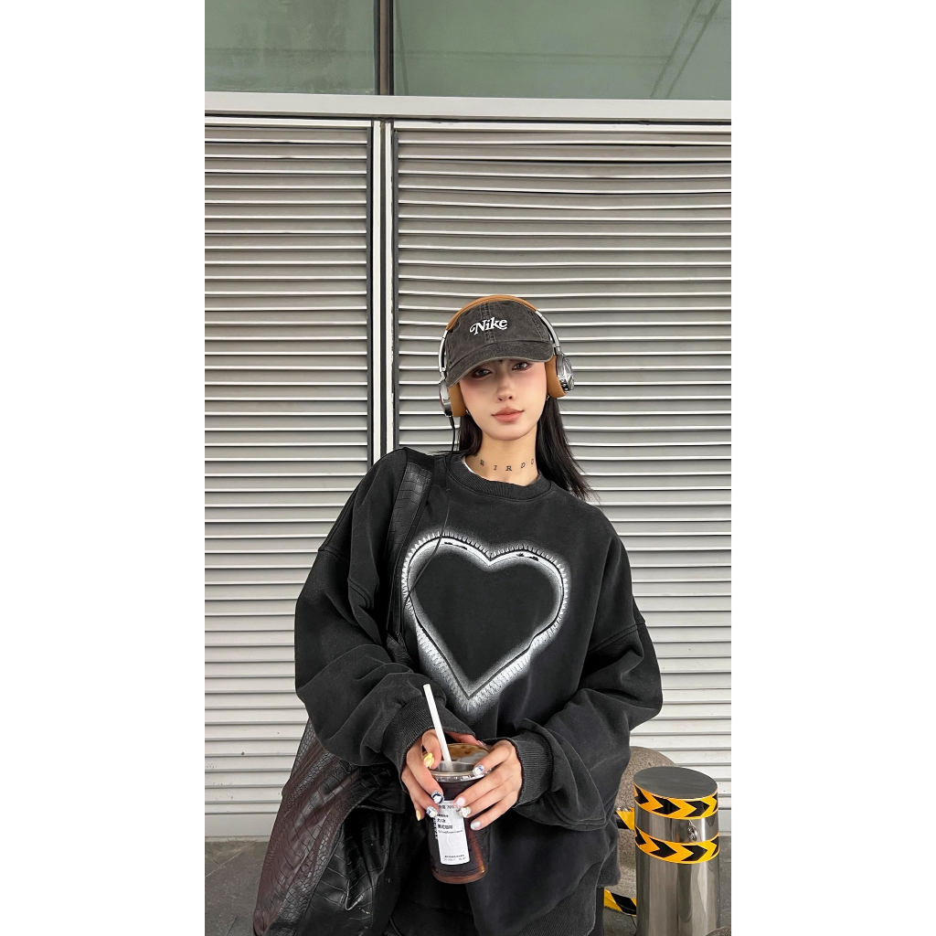 Áo Thun Nỉ Cổ Tròn In Hình Trái Tim Phong Cách Mới Mùa Thu 2023