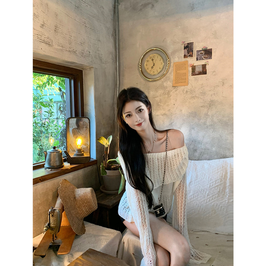 Áo sweater Dệt Kim Dáng Rộng Che Phủ Vai Và Viền Lông Đa Năng