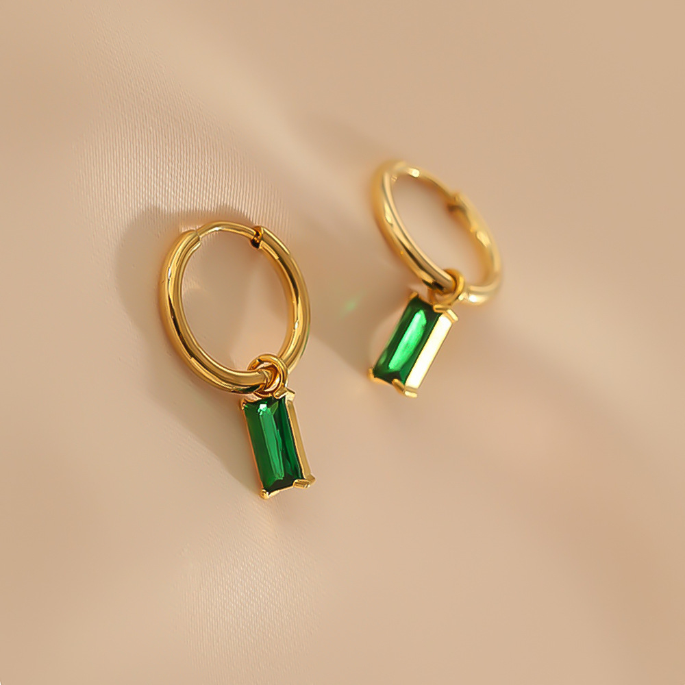 Khuyên Tai Tròn Mạ Vàng 18k Sang Trọng