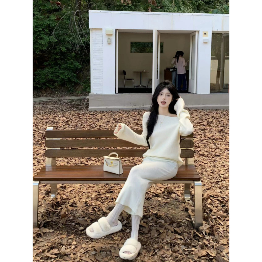 Set Áo Len Tay Dài Trễ Vai + Chân Váy Lưng Cao Thời Trang Nữ