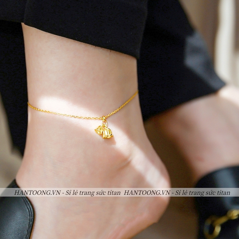 Lắc chân titan nữ không gỉ mạ vàng 18k thiết kế hình hoa lan chuông nhỏ thời trang trẻ trung dễ thương