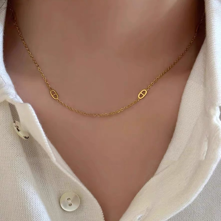 Dây Chuyền Hình Mũi Heo Đơn Giản Sang Trọng Cho Nữ