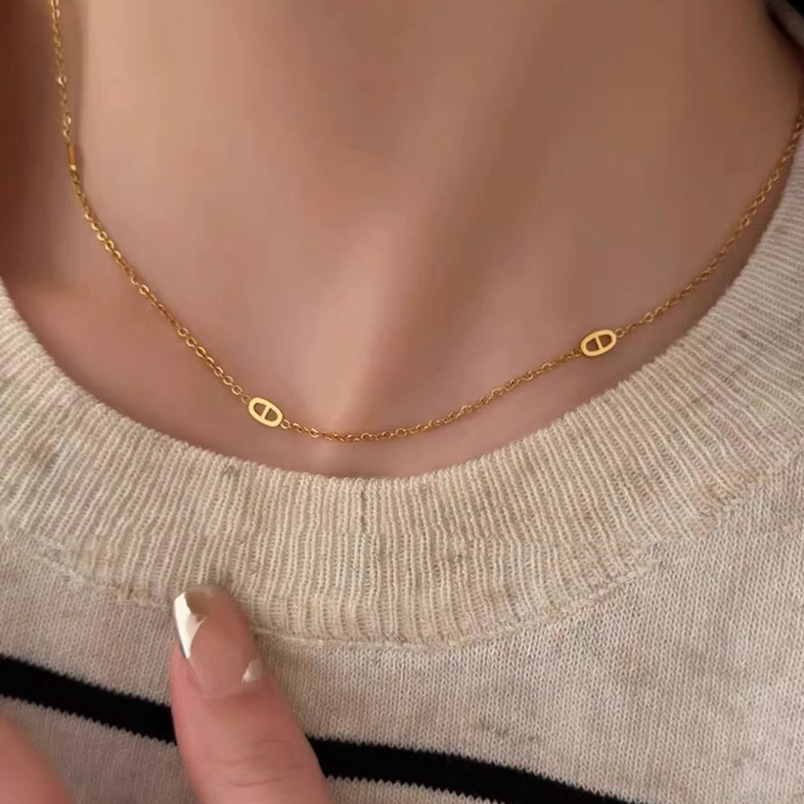 Dây Chuyền Hình Mũi Heo Đơn Giản Sang Trọng Cho Nữ