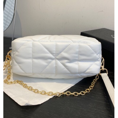 Túi Xách prada Dây Xích Dễ Phối Đồ Thời Trang Cho Nữ