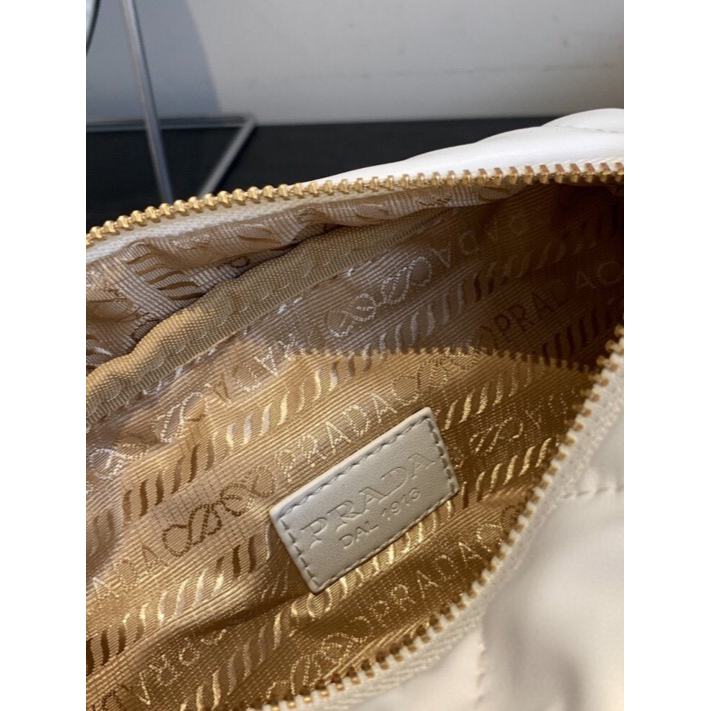 Túi Xách prada Dây Xích Dễ Phối Đồ Thời Trang Cho Nữ