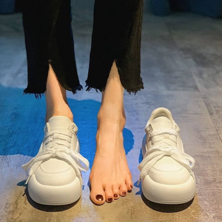 Giày Sneaker Đế Dày Siêu Nhẹ Thoải Mái Thời Trang Mùa Thu Cho Nữ