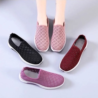 Giày Lưới Đế Mềm Siêu Nhẹ Co Giãn Dành Cho Nữ