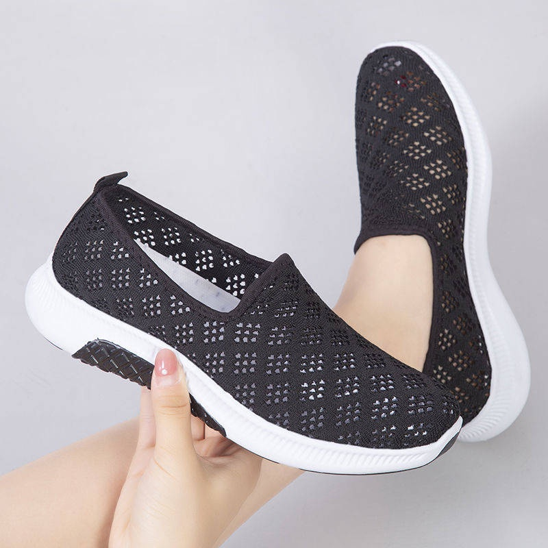 Giày Lưới Đế Mềm Siêu Nhẹ Co Giãn Dành Cho Nữ