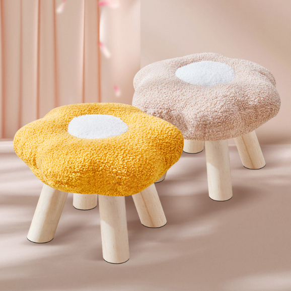 Ghế đẩu nhỏ NAFENAI kiểu cánh hoa dễ thương trang trí phòng khách nhà cửa