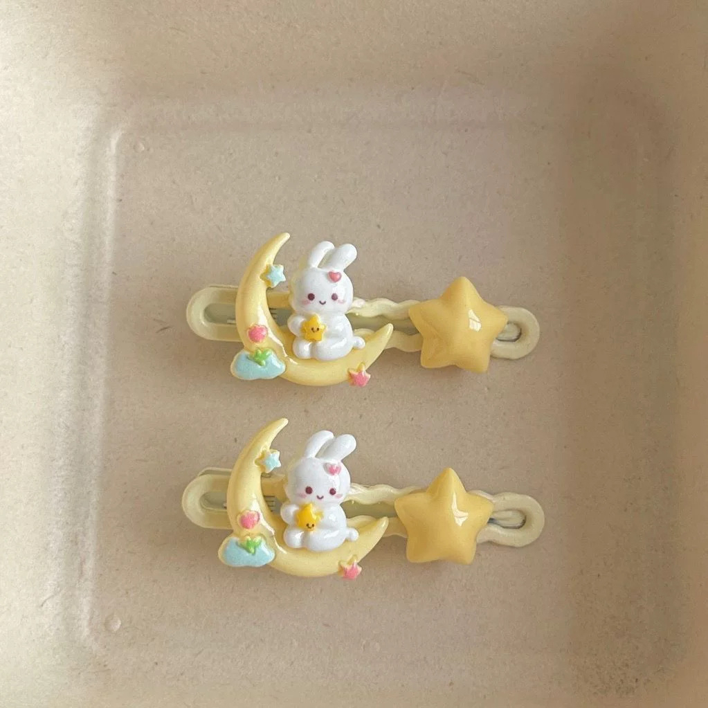 1 Kẹp Tóc Hình Ngôi Sao / Trái Tim / Mặt Trăng Dễ Thương Cho Bé Gái