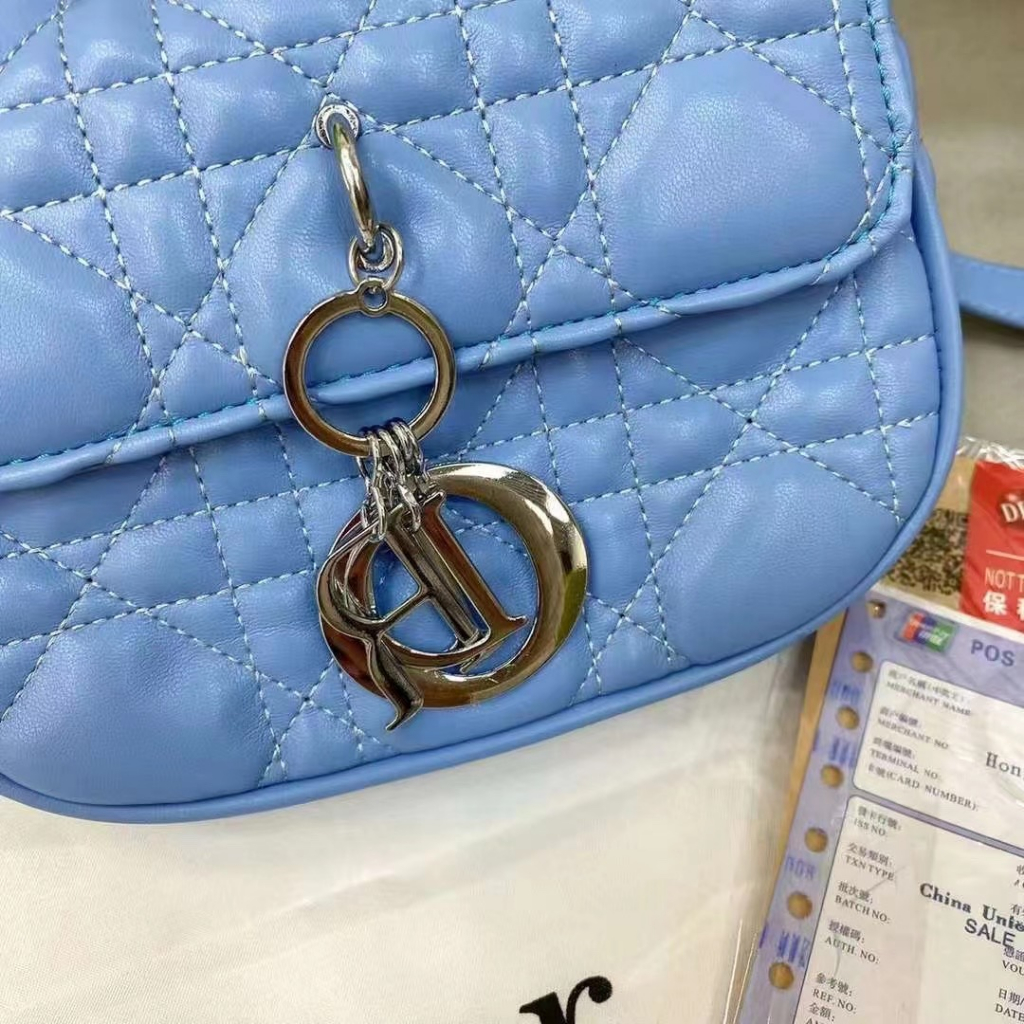 Dio Túi Đeo Chéo Phong Cách Mới Năm 2023