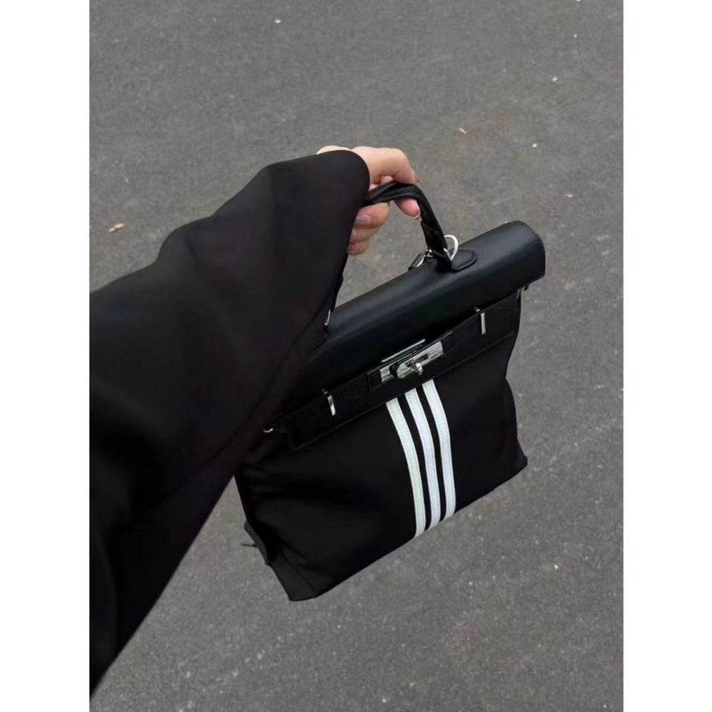 Balo Đi Học Bằng Vải Nylon Cao Cấp Đa Năng Phong Cách Mới 2023