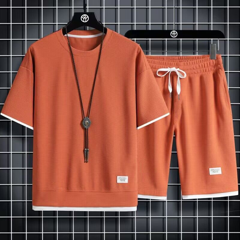 Bộ đồ，áo phông nam，Set Áo Thun Ngắn Tay + Quần short Ống Rộng Thời Trang Mùa Hè Dành Cho Nam，áo nam，áo sơ mi nam，đồ bộ nam，thời trang nam。quần đùi nam， quần short nam，quần đùi thể thao nam，