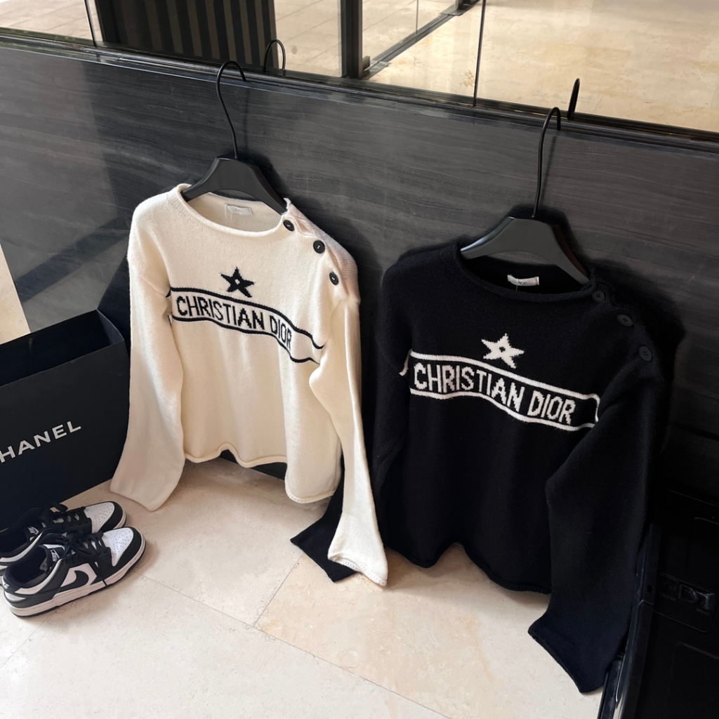 Áo sweater cotton Dệt Kim Màu Đen Có Chữ Ký Của Driviera ecru