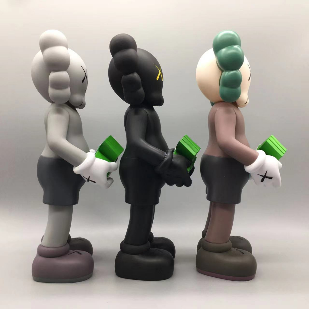 Mô Hình Nhân Vật Kaws Bằng Nhựa PVC Cao 30cm