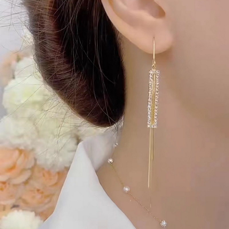 Bông Tai Mạ Vàng 18k 18k Phối Tua Rua Thời Trang Sang Trọng Cho Nữ