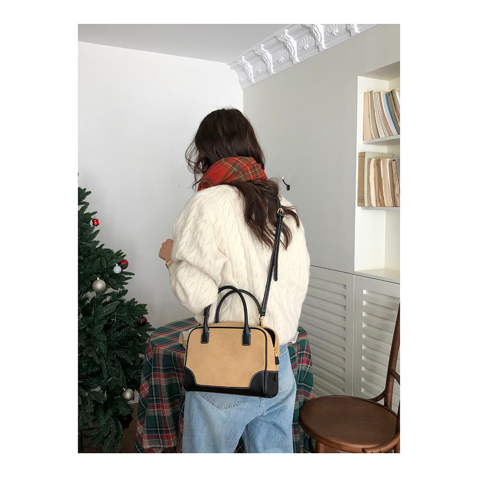 Túi Đeo Chéo Da Lộn Màu Tương Phản Phong Cách Hàn Quốc Thời Trang Thu Đông Mới 2023