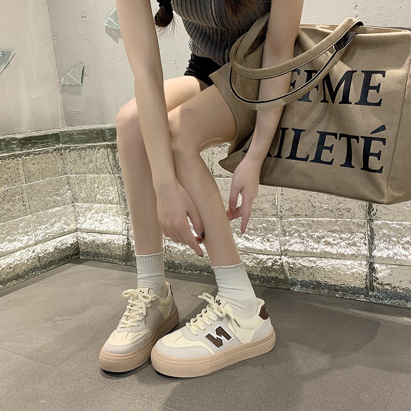 Az Giày Thời Trang Mới Xu Hướng Cho Học Sinh