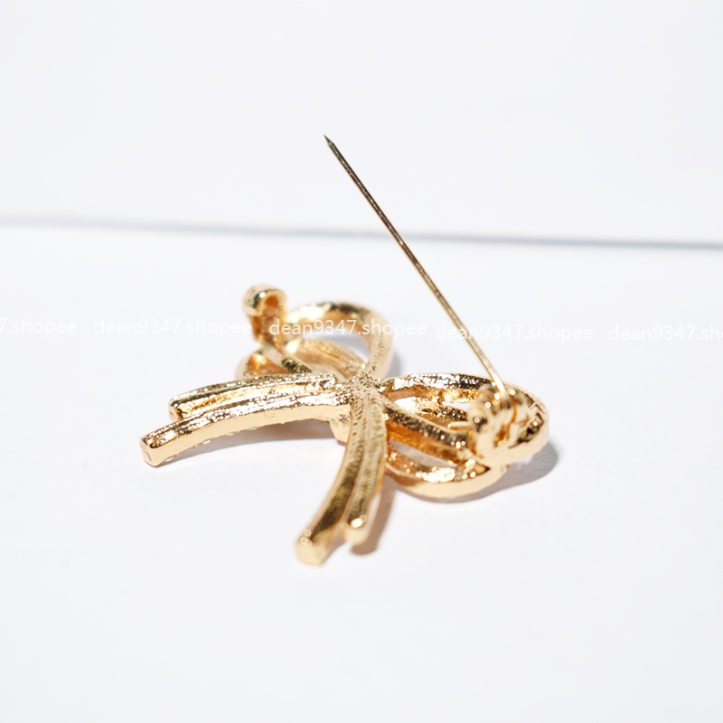 Ghim Cài Áo Hình Nơ Cao Cấp Chống Chói Chuyên Dụng