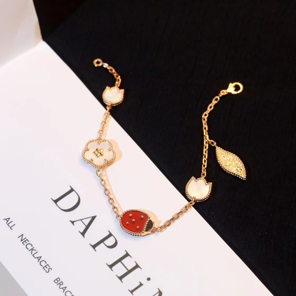 Van cleef & arpels Vòng Tay Hoa Vàng Hồng 18k May Mắn