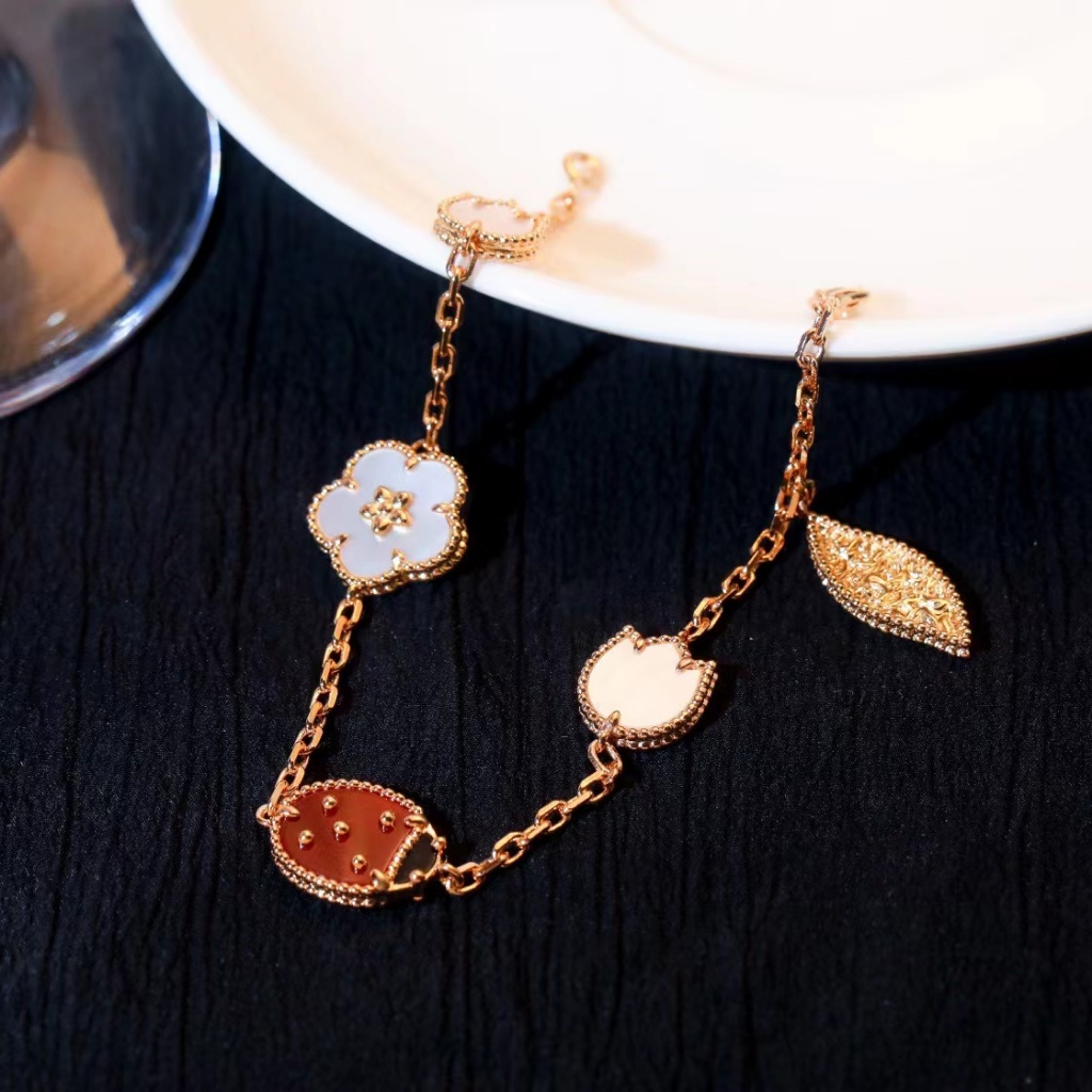 Van cleef & arpels Vòng Tay Hoa Vàng Hồng 18k May Mắn
