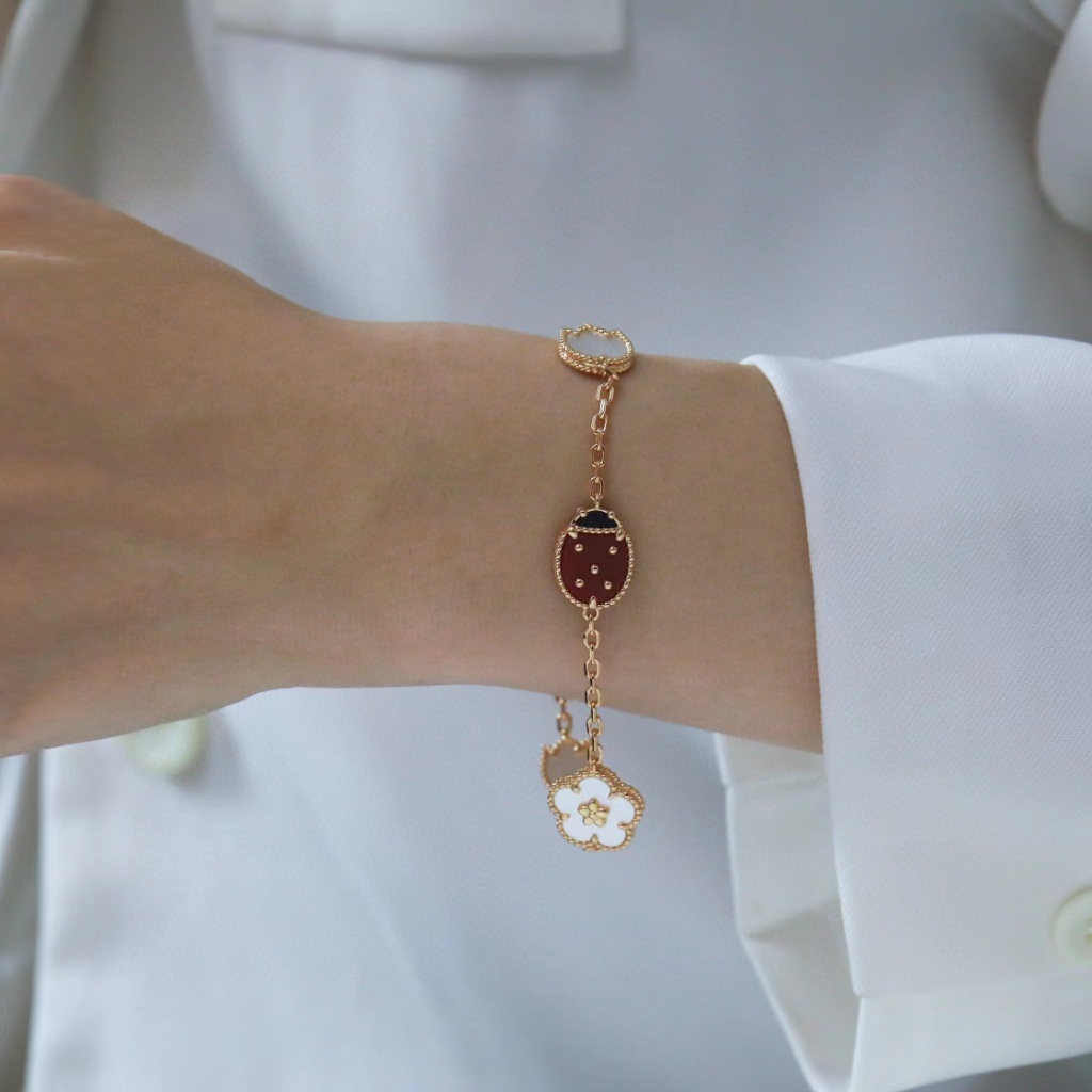 Van cleef & arpels Vòng Tay Hoa Vàng Hồng 18k May Mắn