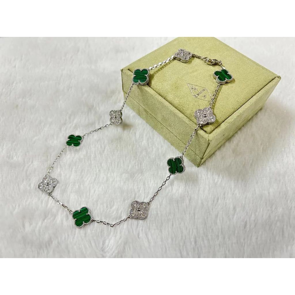 Van cleef & arpels Vòng cổ Cỏ Bốn Lá Với Mười Bông Hoa