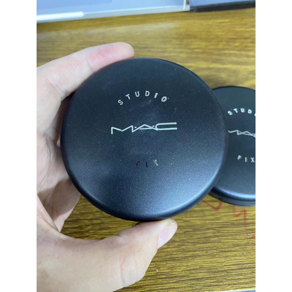 MAC STUDIO FIX Custom Soft Mist Powder Powder Wet and Dry Powder Concealer Oil Control 15g Phấn Che Khuyết Điểm 15g Giúp Kiềm Dầu Cao Cấp