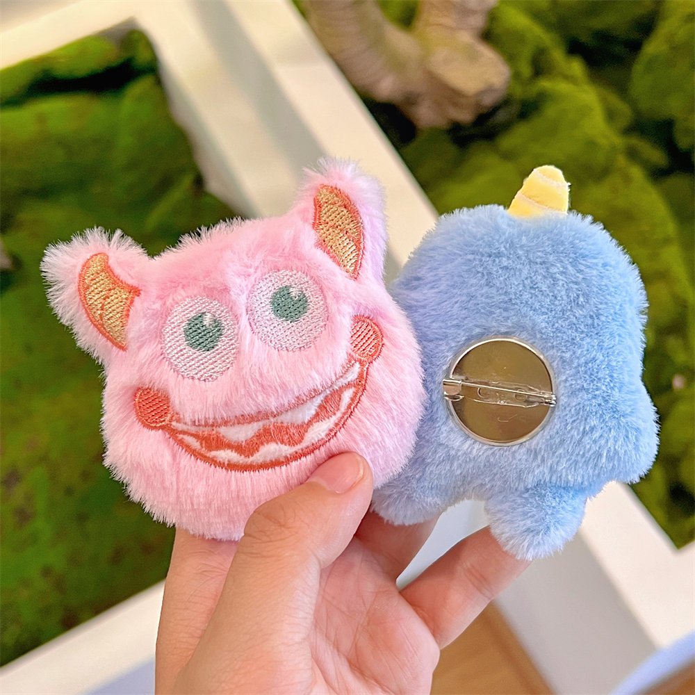 Plus Trâm Cài Áo Hình Quái Vật Ba Mắt Nhồi Bông Đáng Yêu