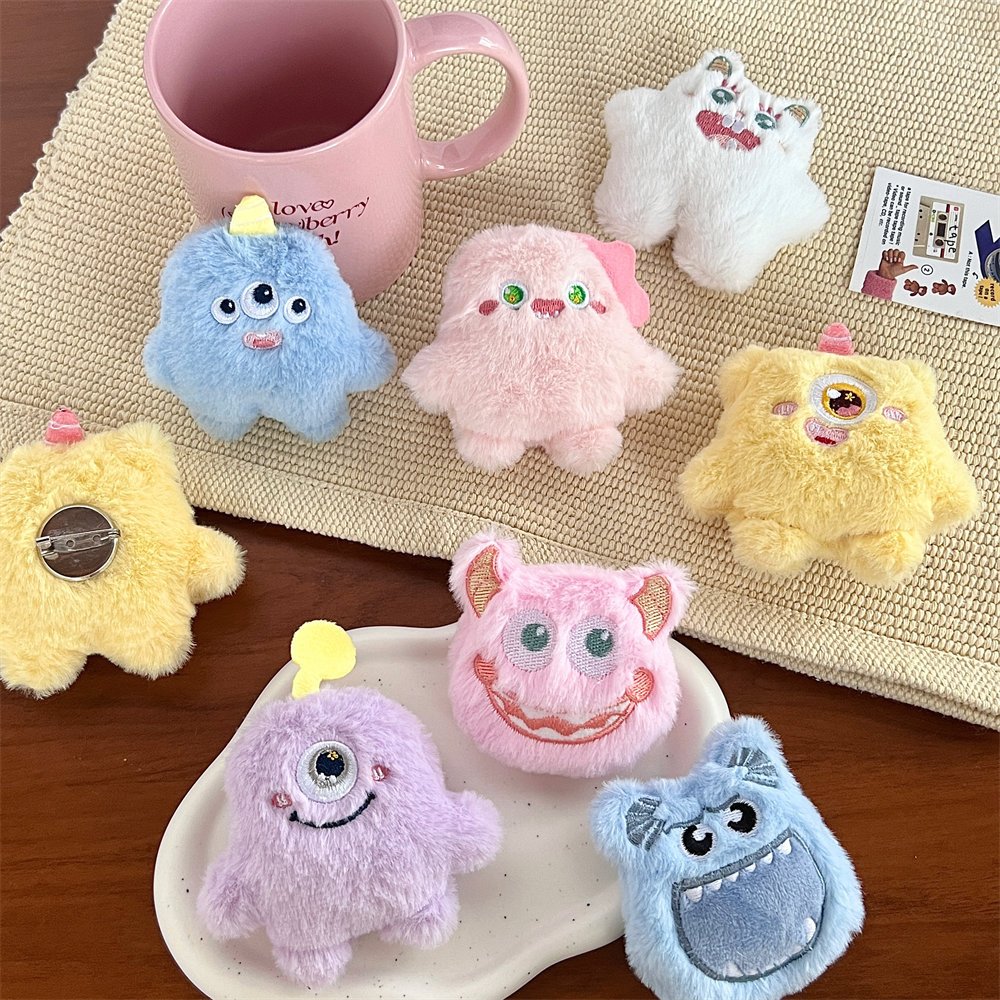 Plus Trâm Cài Áo Hình Quái Vật Ba Mắt Nhồi Bông Đáng Yêu