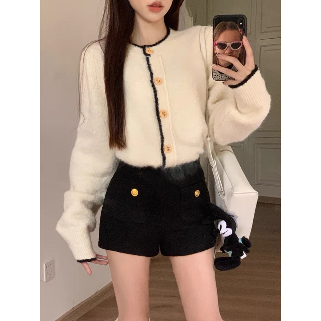 Set Áo Khoác cardigan + Quần Short Màu Đen Thời Trang Mùa Đông 2023