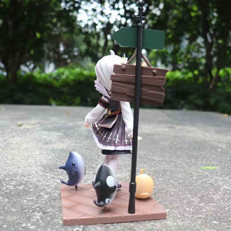 Mô Hình Nhân Vật Nữ Cá Mập 19cm azur lane u-110 Chân Thật