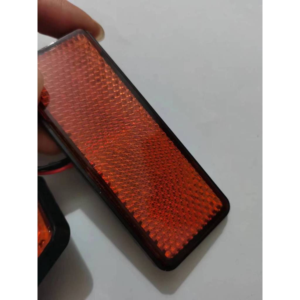 Đèn led Xi Nhan Hình Chữ Nhật Cảnh Báo An Toàn Cho Xe Hơi / Xe Tải
