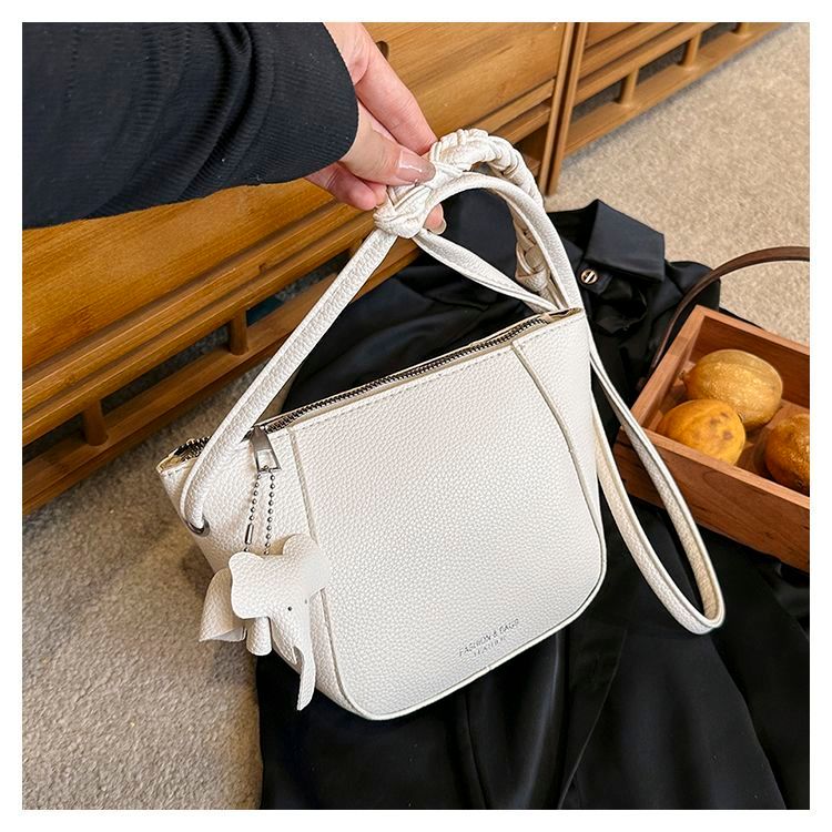 SISTER túi xách nữ túi đeo chéo 2023NEW Vintage Thời trang Cute THỂ THAO GDJ2300IND 41Z231010