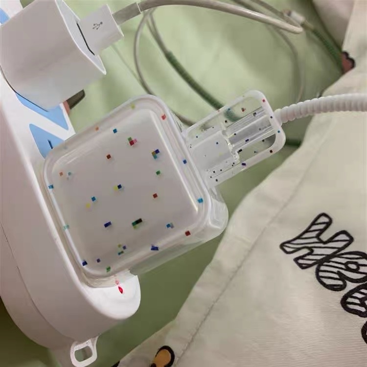 Phụ Kiện Bảo Vệ Đầu Sạc Nhanh Kiểu Dáng Hoạt Hình Dễ Thương Cho for  iphone 18W /20W 12 promax / 13 / 13 promax / 14 / 14plus / 14promax